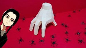 Manualidades de Papel: La Mano de la Familia Addams