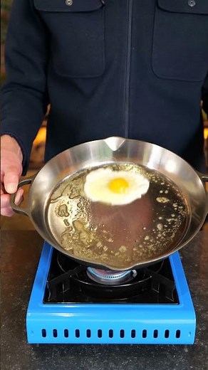 How to Fry the Perfect Egg in a Cast Iron Skillet 🍳