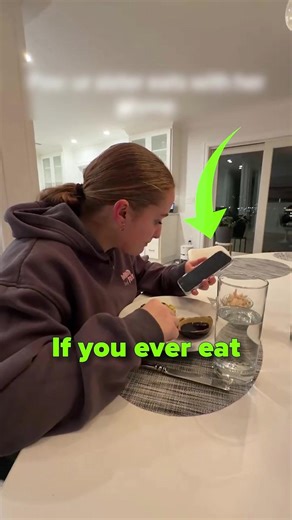 Eating while watching videos ▶️
