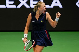 A fitting end to a flawless performance 🙌 🇪🇪 Anett Kontaveit delights her home crowd again, firing 37 winners to defeat Martincova and reach the Tallinn Open quarterfinals! | WTA