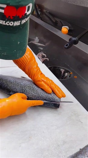 Fish cutting skills #fishcuttingskills #usa #fishing #fish