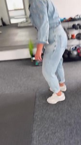 Re Upload : święte krzesło Toonyego 😂 #toonytherapy #manipulation #chiropractor #fizjoterapeuta #chiropraktyka | Toony