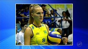 Mari Steinbrecher, campeã olímpica em 2008, acerta com o Vôlei Bauru