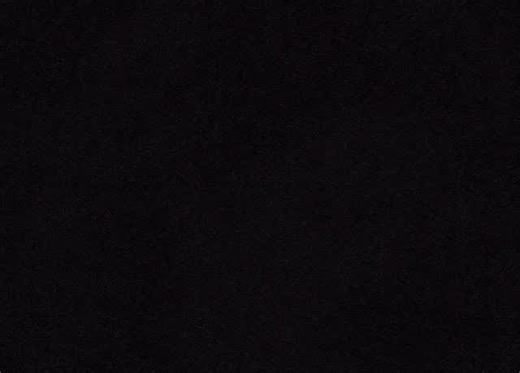 Layne Staley wasn’t okay here—and you can feel it “Sludge Factory” – Alice In Chains (1996, MTV Unplugged) When Alice In Chains got back on stage for their acoustic debut in April 1996 after a 2 year break of silence, they weren’t simply translating old songs—they were confronting a deeper reckoning. “Sludge Factory,” a track BORN from the band’s frustration with label pressure and creative tension had landed in that set not as filler but as a statement. Originally this track appeared on Alice i