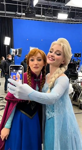 Frozen (2013) Cast & Set 🚢 Then vs Now (2026) Latest Selfies ⚓🎥