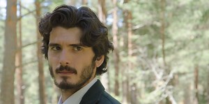 Who is Yon González? Wife, Net Worth, Relationships, Wiki