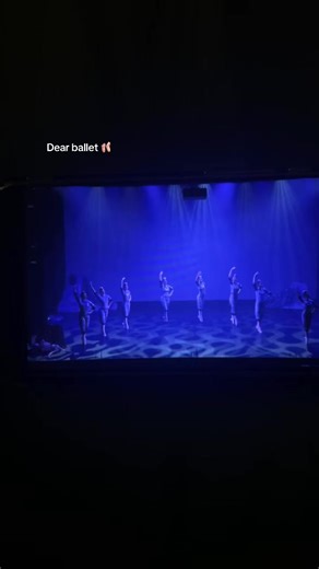 The Hilarious Fail of Watermelon Ballet