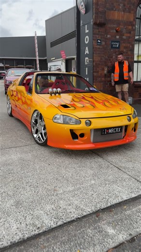 Exploring the Honda CRX: A VTEC Icon