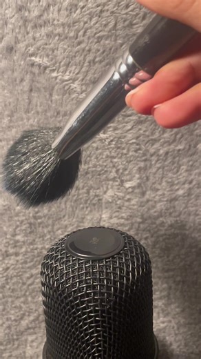 Soft brush sounds 🤍 #asmr #relaxing #softsounds