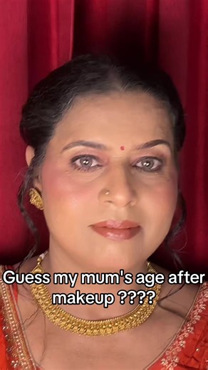 Quick Makeup Tutorial for a Glam Look on Mom