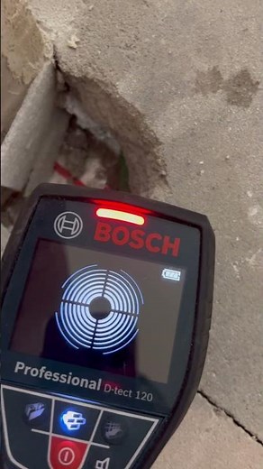 Bosch D-tect 120 scanner, skaner test, wykrywanie i detekcja rurek w podłodze www.dryexpert.pl