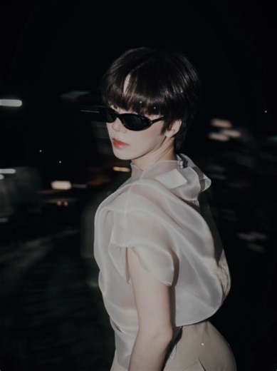 Thông báo: Kết thúc hợp đồng nghệ sĩ Studio Wabi Sabi xin thông báo rằng Earth Katsamonnat Namwirote đã chính thức chấm dứt hợp đồng nghệ sĩ với Studio Wabi Sabi, có hiệu lực từ ngày 31 tháng 12 năm 2025. Studio Wabi Sabi chân thành cảm ơn cơ hội được hợp tác cùng anh ấy trong suốt thời gian qua và bày tỏ lòng biết ơn sâu sắc về sự cộng tác này. Công ty chúc anh ấy gặt hái được nhiều thành công trong những dự định tương lai. Chúng tôi mong người hâm mộ tiếp tục ủng hộ và dõi theo hành trình phía