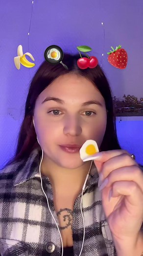 Youtube : Tina ASMR 🍓 #tinaasmr #fypシ #asmr #fyp #pourtoi #food #foodchallenge #eatingshow #eatingsounds