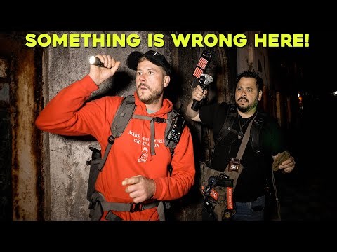 (SOMETHING IS WRONG HERE!) SCARIEST NIGHT in the HAUNTED LA LLORNA CEMETERY OF ARGENTINA