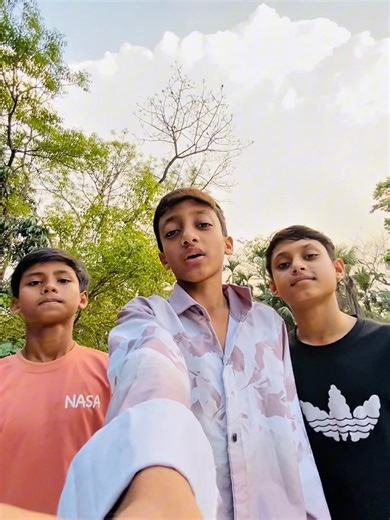 Styling Tips for Colored Outfits