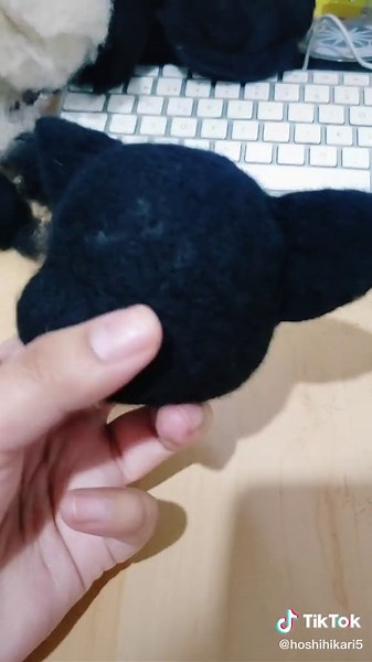Cómo hacer un peluche de Plagg de Cat Noir