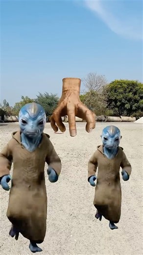 Jadu ke piche adam ✋hand pad gaye🤣#youtubeshorts #funny #shortsfeed #cutebaby #viralvideo