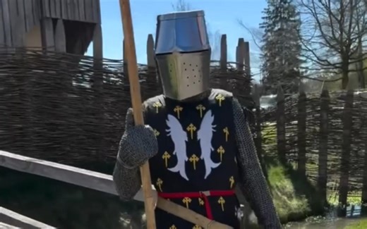 13 世纪的骑士该如何武装 How to get dressed as a 13th century knight