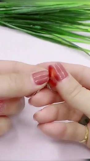 Amazing! Technique and style to create our own bracelet​​, and key chain or chain DIY, cords DIY 😍 #pumpkinseason #weddingdiy #bracelet #braceletchain #cords #style #DIY #keychain #technique #craft #lifehack #style #fyp #foryou #watched #newfeed #reels #adsonreels #facebookreelsplay | Morning Quiz