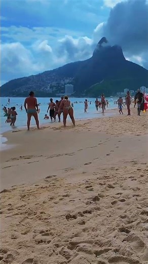 🇧🇷 Beach therapy ✨Rio de Janeiro, Brazil #shorts