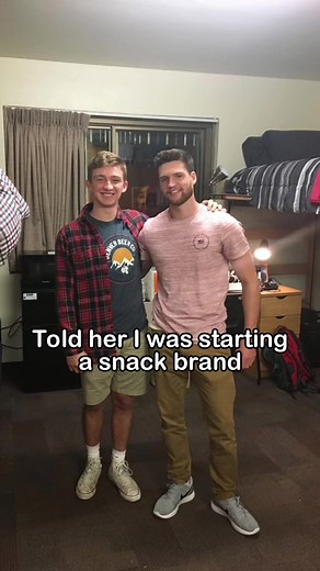 Smackin' Sunflower Seeds: Dorm Room Decor Ideas