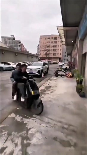 Gotta go home ASAP to… build your next PC case! #MasterFrame600 #MasterFrame #CoolerMaster