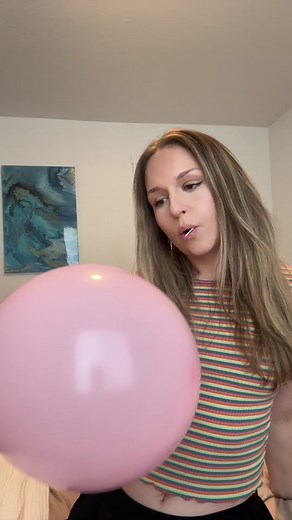 Hehe its doomed 😈 #balloon #balloons #loons #looner #balloonpop #s2p #inflatable #inflatables #deflate #pinkballoon #toothpick #loonergirl