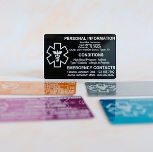 Medical Card ID for Wallet, Aluminum Custom Engraved Emergency Contact Card, Personalized Metal Medical Alert ICE Card for Medic Conditions - Etsy
