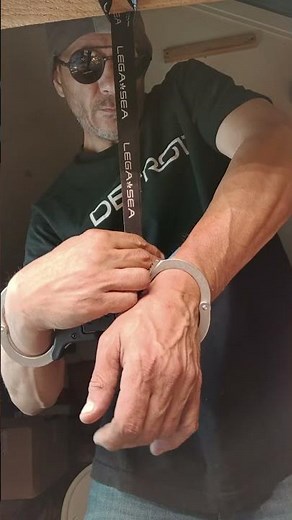 Rigid Handcuff Escape - Shacklemen Challenge #1