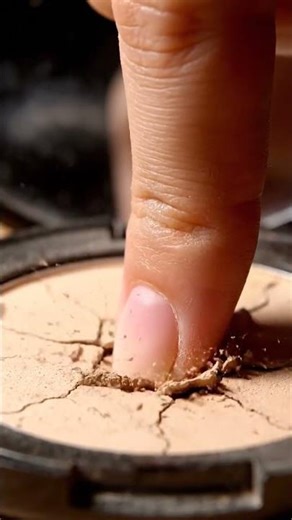 Compact powder puff ASMR