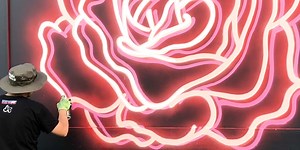 Creating fake neon signs with spray paint