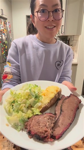 Used ChatGPT to reverse engineer this brisket seasoning using cleaner ingredients and it was bomb! Recipe below (this is a quadrupled batch so I don’t have to make this every time I wanna smoke a brisket, which will be regularly with how good this turned out): 120g coarse sea salt 88g coconut sugar 80g coarse black pepper (16-mesh preferred) 32g dehydrated garlic 32g dehydrated onion 24g chili powder 8g activated charcoal (I used a 14 lb brisket from Costco) - the night before you want to devour