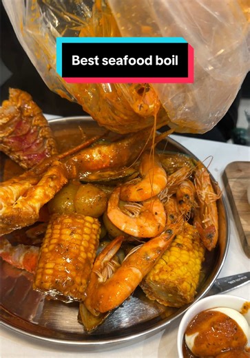 Soulful Seafood: The Ultimate Seafood Boil Experience