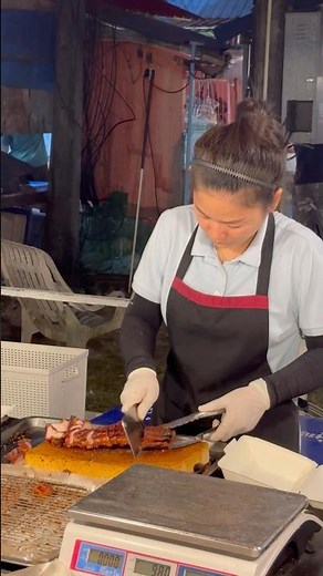 🔥 🍖 Crispy Pork Belly Specialty – Bang Niang Market, Khao Lak ✨