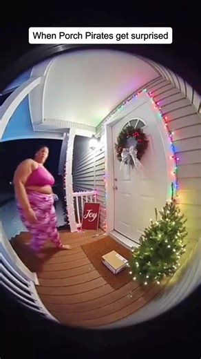 Porch exploding package box with glitter🏳️‍🌈✨🦄#porchpiratecaught #glitter #package #prank #porchpiratecaught