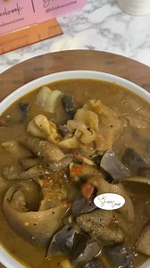 PEPPERSOUP😋 👩🏽‍🍳- Shalou Cuisine INGREDIENTS Protéines au choix Oignon Tomate Piment Sel Poivre africain Graines de pèbè Écrevisse 4 côtés Grains du paradis Poivre de gorille /poivre Ashanti | Shalou Cuisine