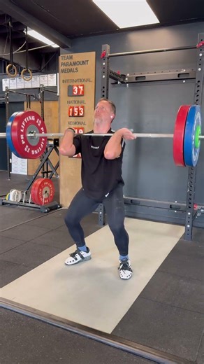 Slow Motion Clean Double (:03 tempo to knee) #olympicweightlifting