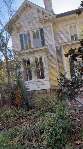 Unraveling Part 1 | Backroads 2 Abandoned