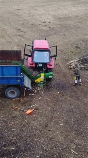 Mtz 920.3 #tractor #farming #firewood