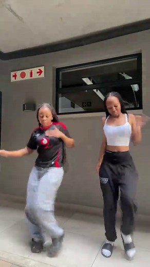 Fast Dance Challenge Tutorial with Amapiano Beats