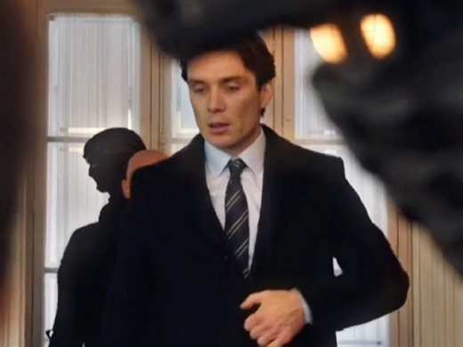 “Suit Fashion Show”