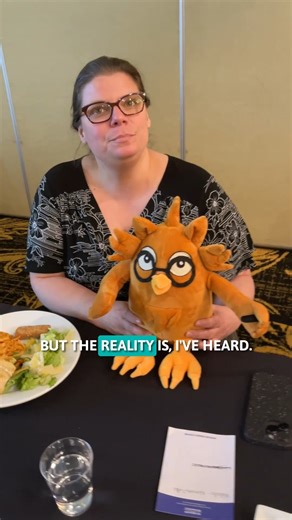 Do you know who Ernie is?! 🪙 🦉 Christian Strayhorn, ANA education director, gives newly elected ANA Governor Seth Chandler the rundown on our educational mascot Ernie, who helps inspire the next generation of collectors through our Young Numismatist (YN) programs! 👏 You can spot Ernie at the National Money Show®, Summer Seminar, and the World’s Fair of Money®. He's always ready to make learning about coins fun and engaging! As Ernie helps kids discover numismatics, our new Board of Governors 