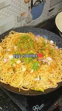 egg noodles 😋#egg#noodles❤️ #simple #testy # noodles👍 #yammey#ytshorts #please_subscribe 🙏