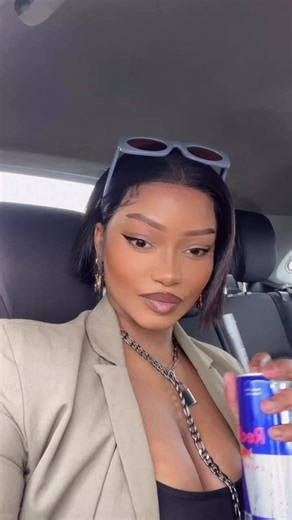 Valentiia (@itsnot_tebo)’s videos with UKHETHE MINA - Ntencane