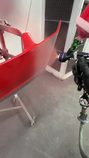 If you’re interested in buying an Avalon A60, message @avalon_spraygun and they will hook you up. • #paint #bodyshop #bluecollar #painting #satisfying #autobody #car #truck