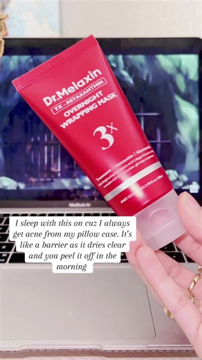 Ignore the background!! But it stays on even when I roll around!! #goblinscave #goblincave #goblincave🥵 #blmanhwa #blmanga