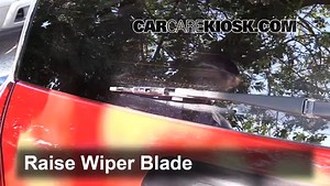 Rear Windshield Wiper Blade Change: 2005 Saturn Vue 2.2L 4 Cyl.