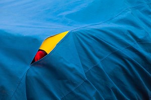 Izaac Enciso's Conceptual Street Photography