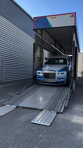 736K views · 10K reactions | A very special Rolls-Royce Phantom Extended Platino Collection car!Crystal over Bala Blue and Crystal over Dark Grey special order two-tone paint. A totally unique Rolls-Royce.#rollsroycephantom #rollsroycephantomplatino #rollsroyce | LUSSO | Facebook