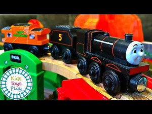 Thomas & Friends Wooden Railway Halloween Track Build